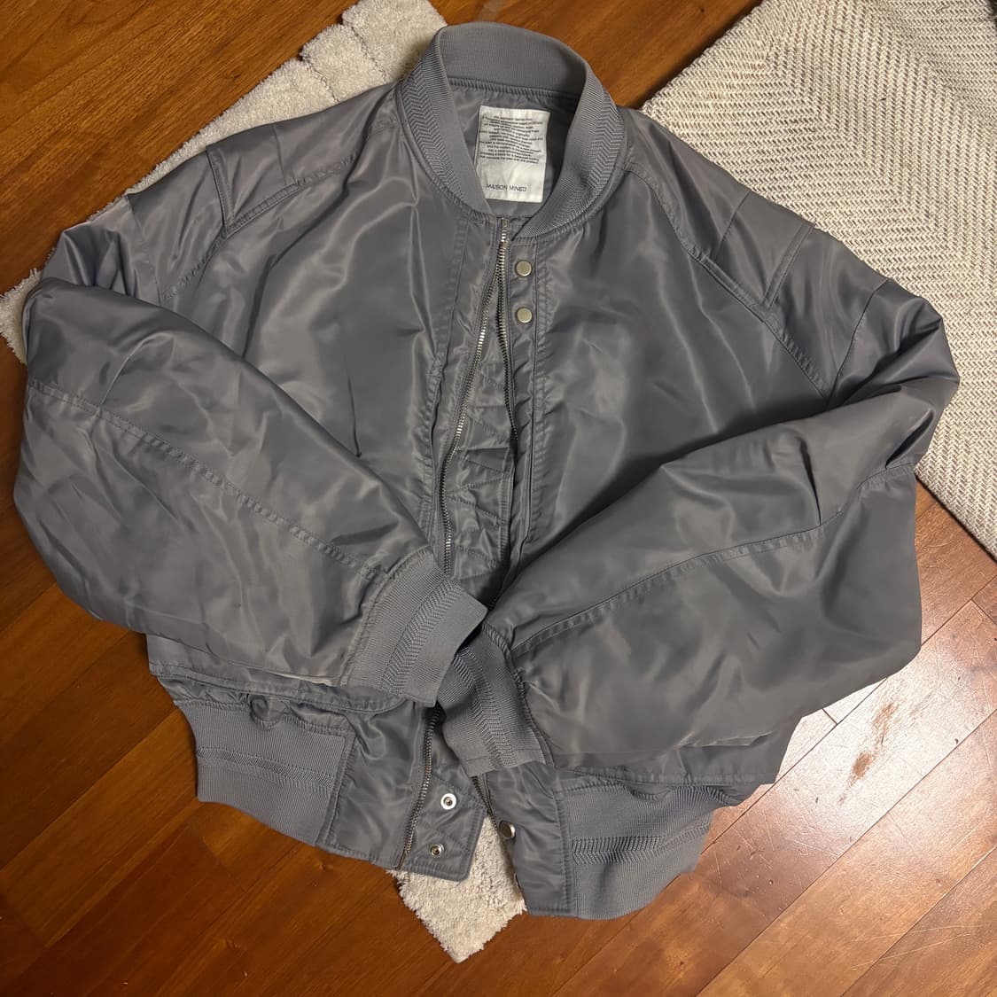 메종미네드 noble crop over ma-1 S 상품이미지3