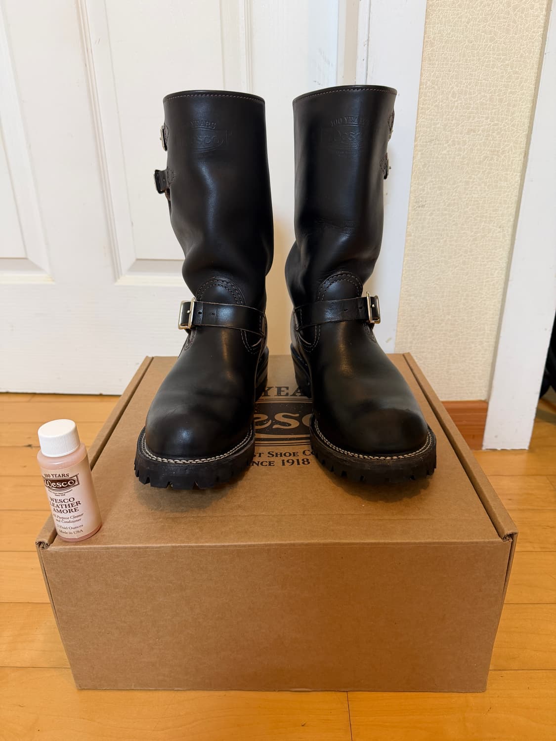 웨스코 보스 8E 블랙 홀스하이드 엔지니어부츠 상품이미지1