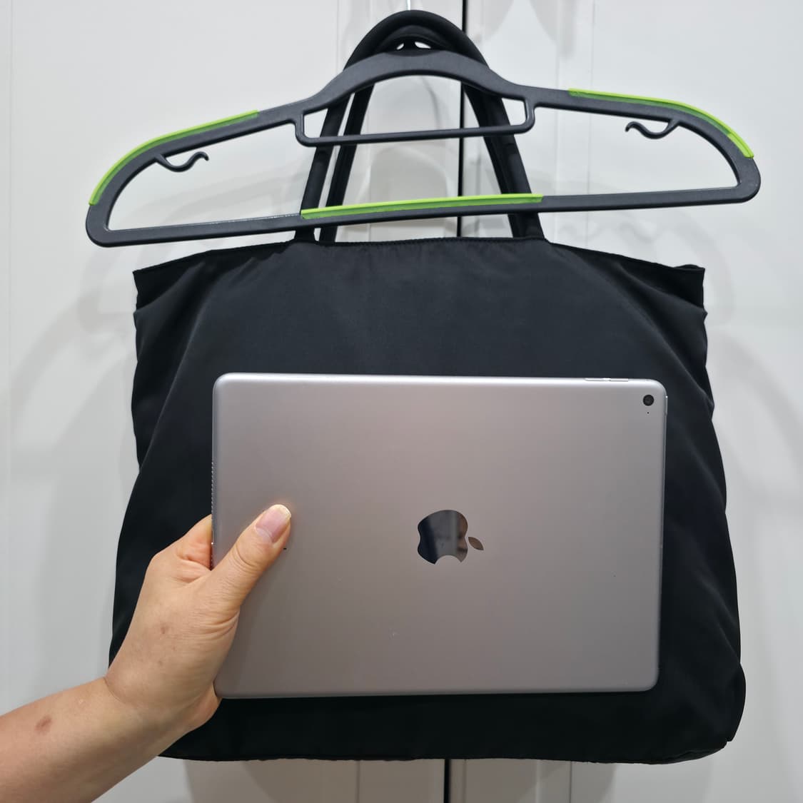 프라다 포코노 나일론 토트백 (남녀공용) 상품이미지2