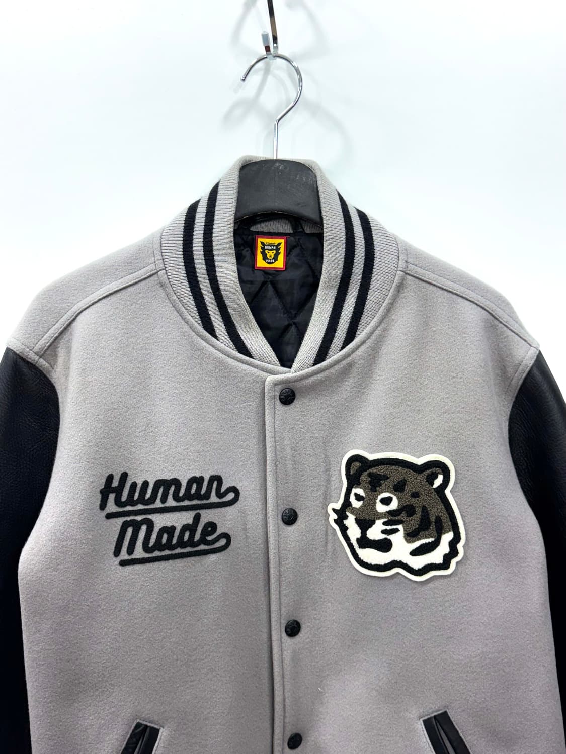 휴먼메이드 호랑이 바시티 그레이 XL 상품이미지6