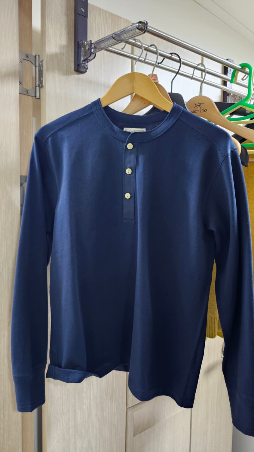 브론슨 헨리넥 롱슬리브 네이비 L(100) 상품이미지1