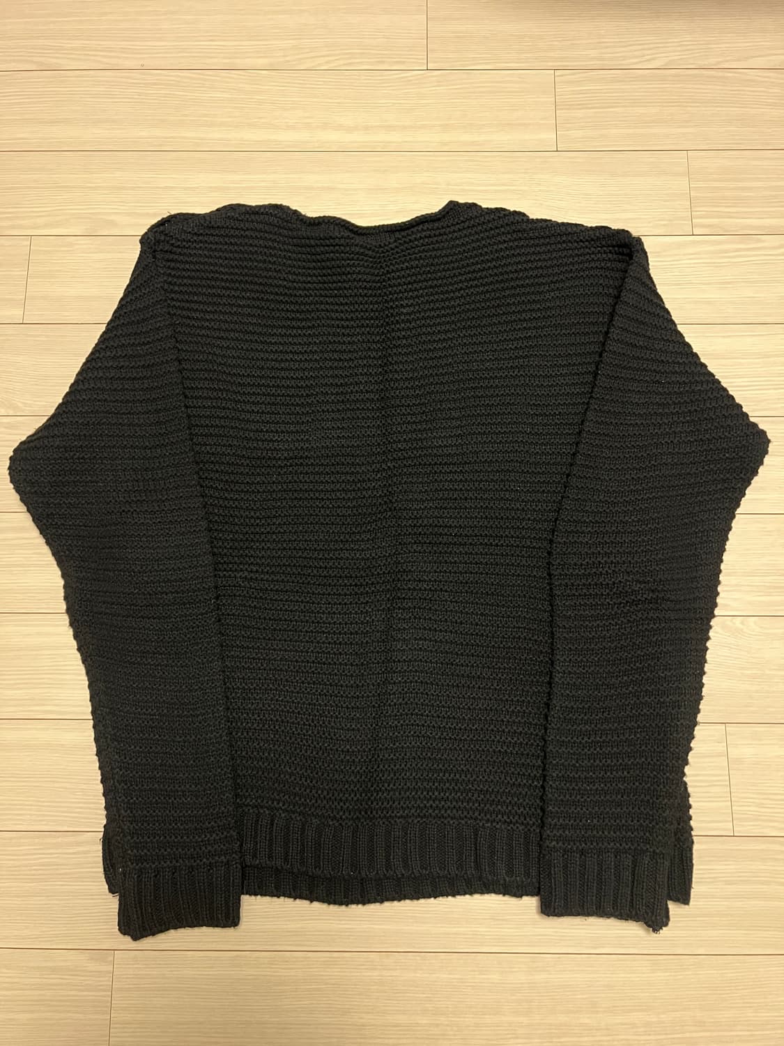 Vampire Weekend 블랙 니트 스웨터 / F 숄더 버튼 디테일 상품이미지4