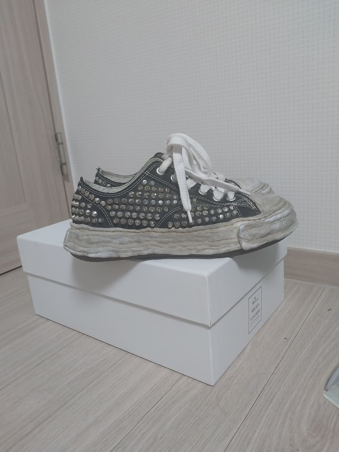 미하라야스히로 피터슨 스터드 41사이즈 상품이미지3