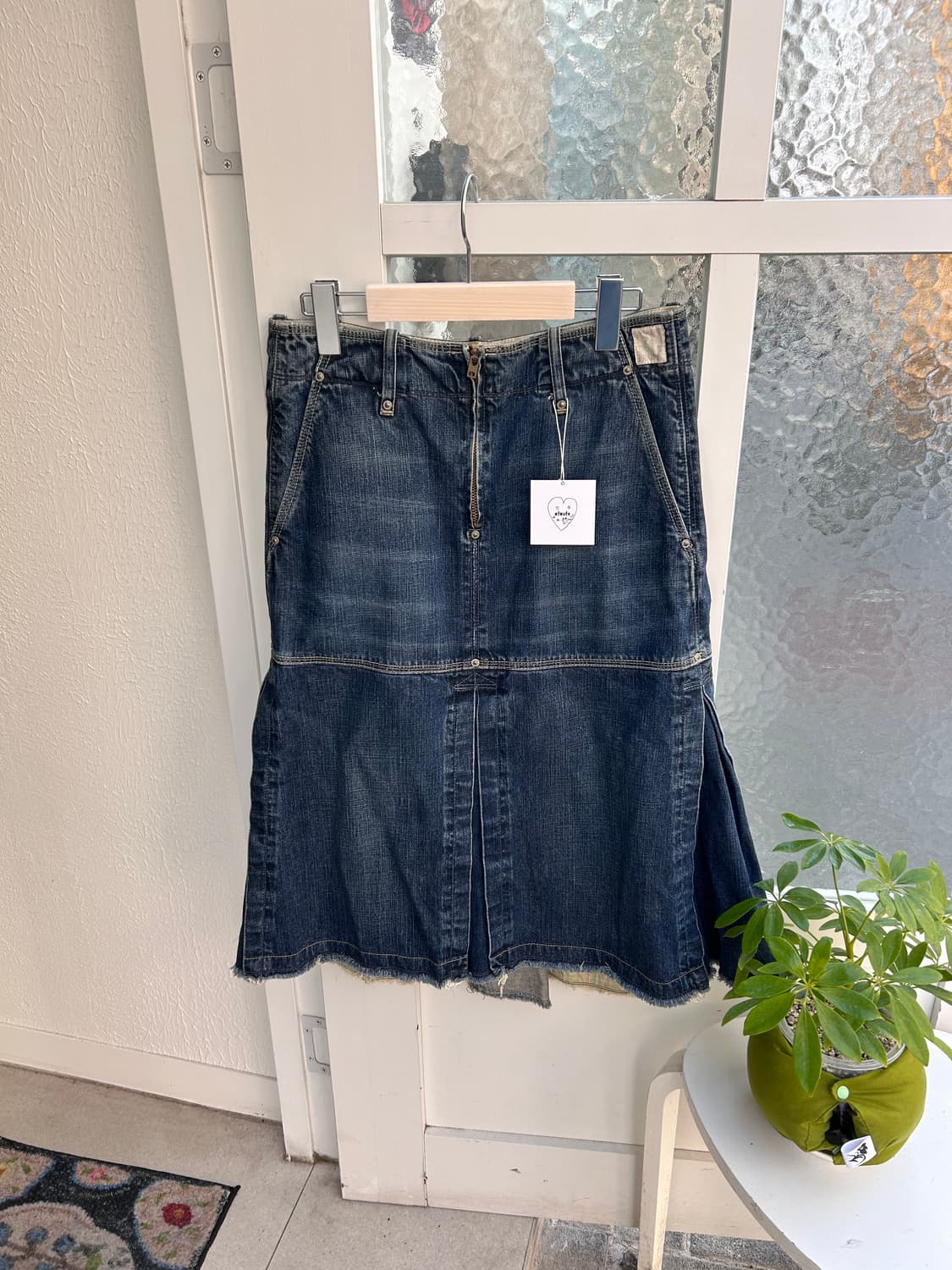 Medical branch detail denim skirt 상품이미지1