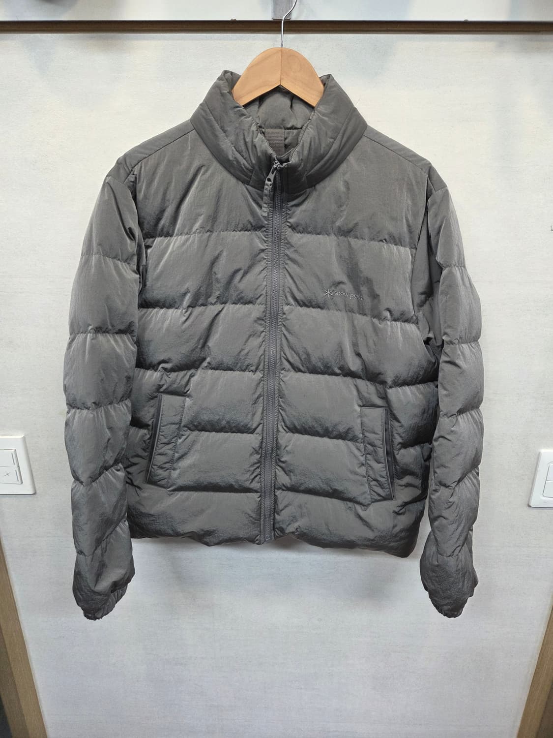 스노우피크 덕다운 실버 그레이 숏패딩 L 상품이미지1