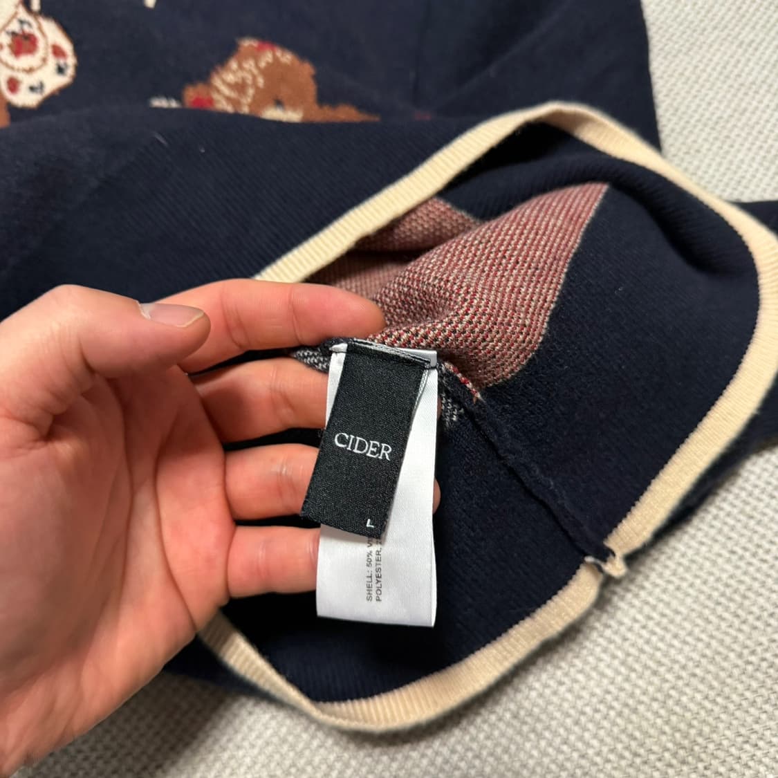 샵사이다 곰돌이 패턴 니트 상품이미지3