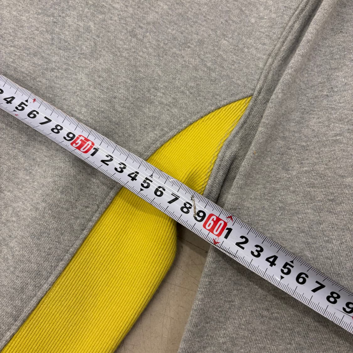 아카이브 볼드 배색 스펠아웃 후드티 상품이미지5