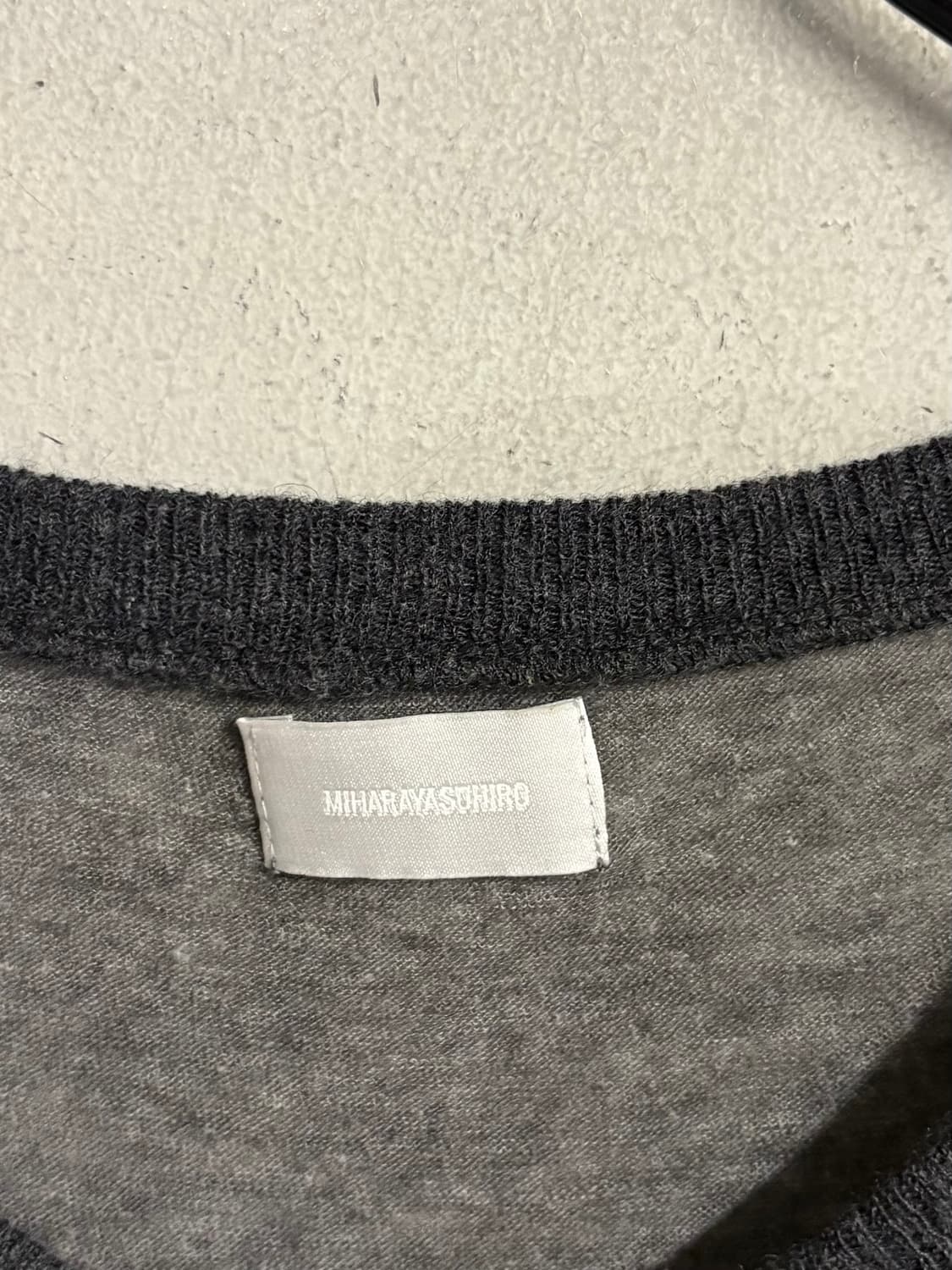 MIHARA YASUHIRO cut out sleeve tee  상품이미지8