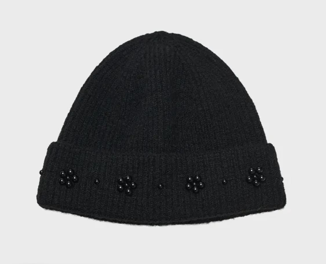 Beaded Petal Beanie [Black] 상품이미지2