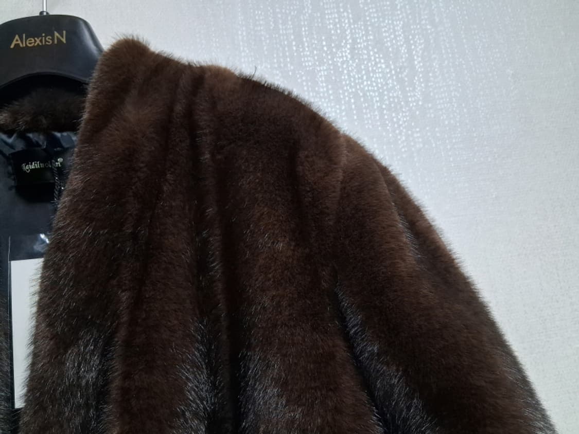 친환경 휘메일 모조밍크롱코트 새로운트랜드 브이넥밍크롱 카라제이121CM길 상품이미지5