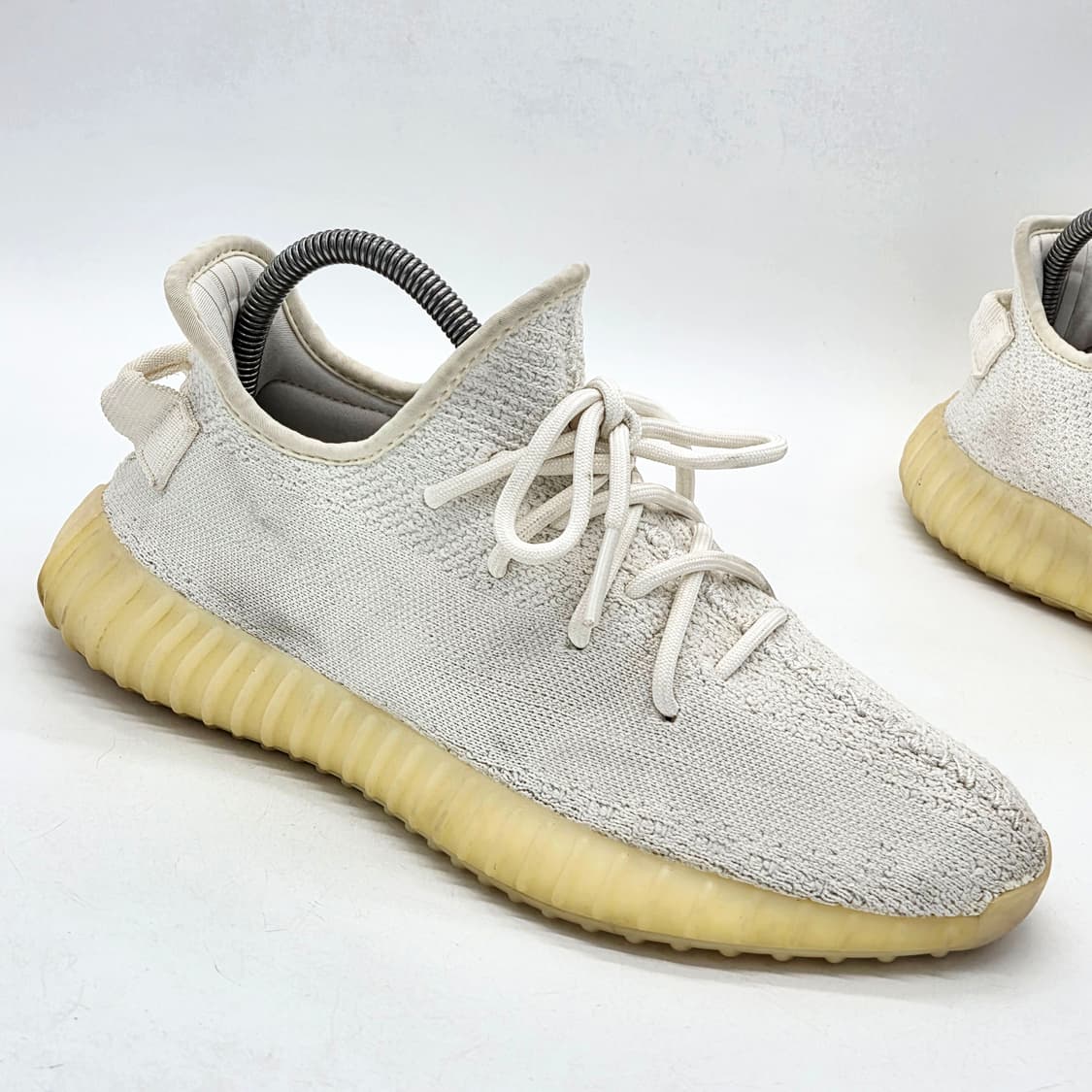 아디다스 이지 부스트 350 V2 크림/트리플 화이트 (260) 상품이미지5