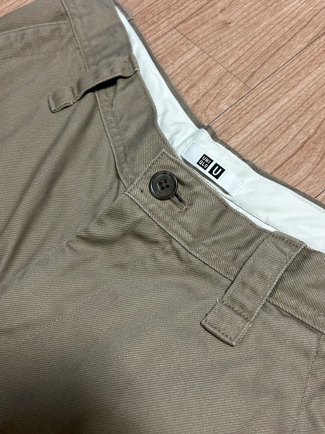 [2회착] 유니클로 U라인 유메르 와이드핏 치노팬츠(베이지카키/79) 상품이미지1