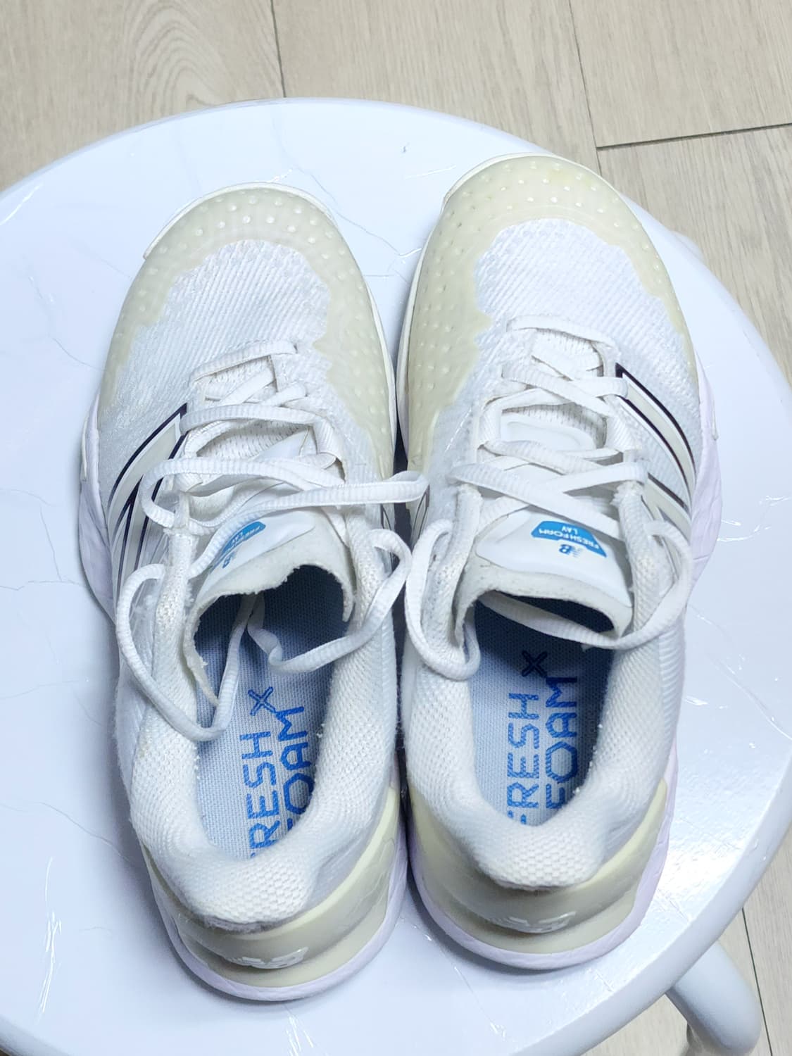 뉴발란스 프레쉬폼 LAV 테니스화 235mm 상품이미지3