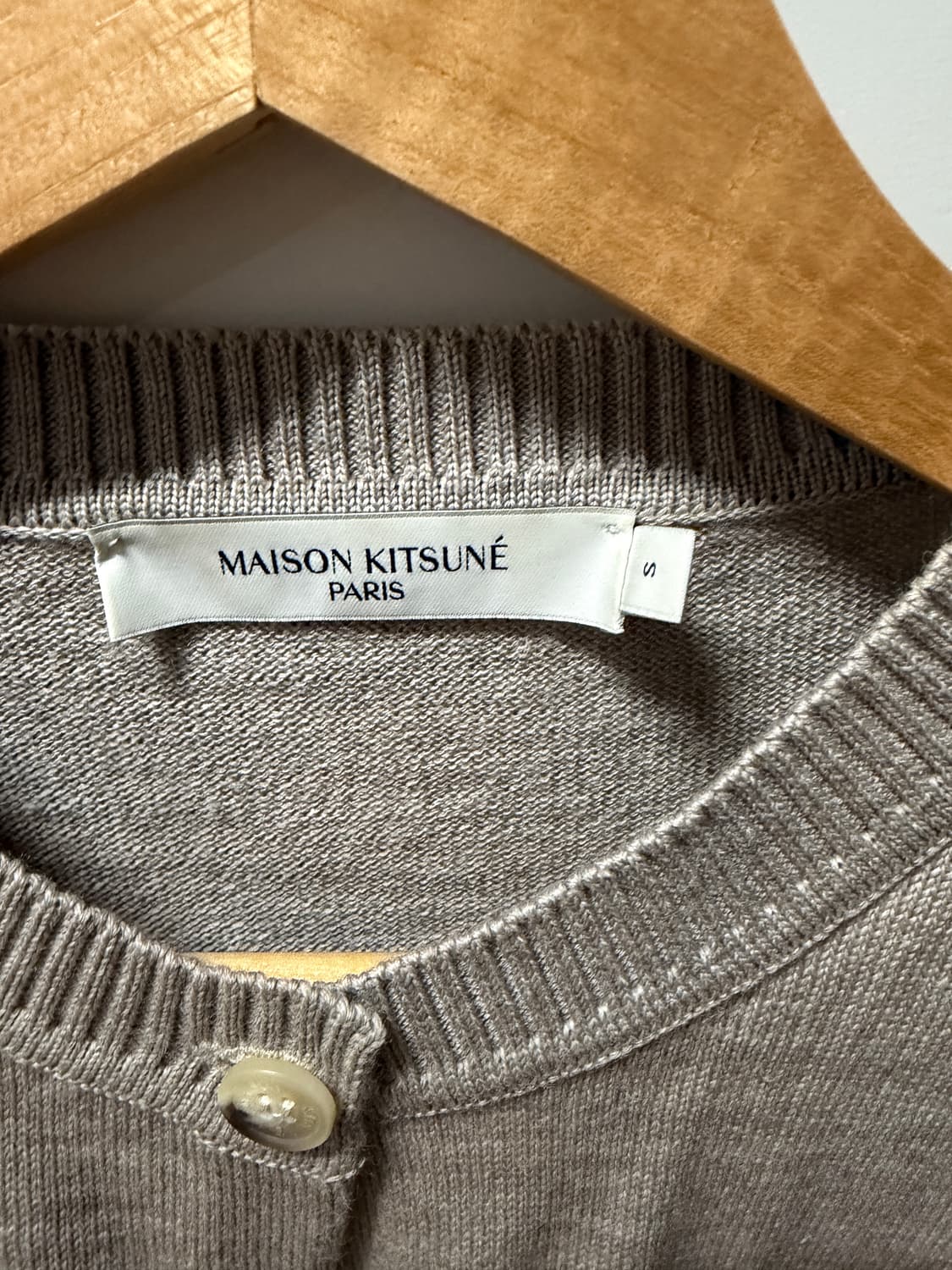 메종키츠네 가디건 상품이미지3