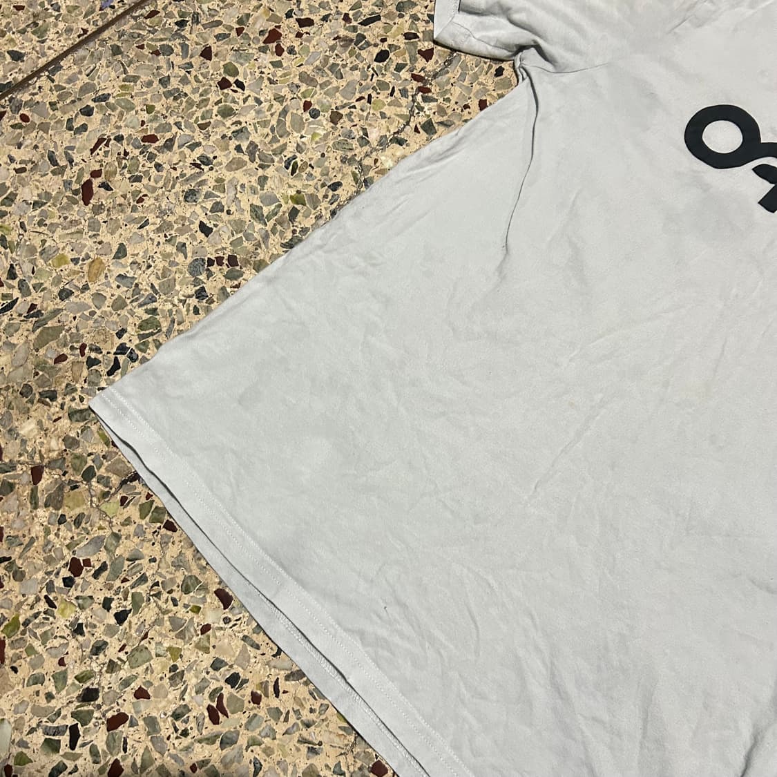 오클리(OAKLEY) 스펠로고 반팔 티셔츠 상품이미지3