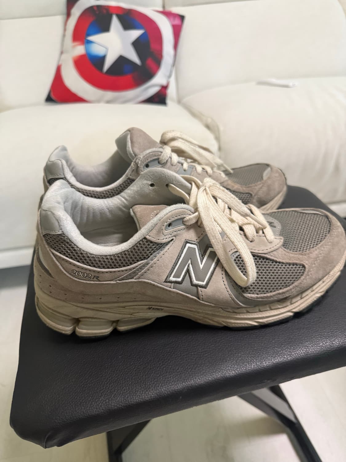 뉴발란스 2002r 상품이미지1