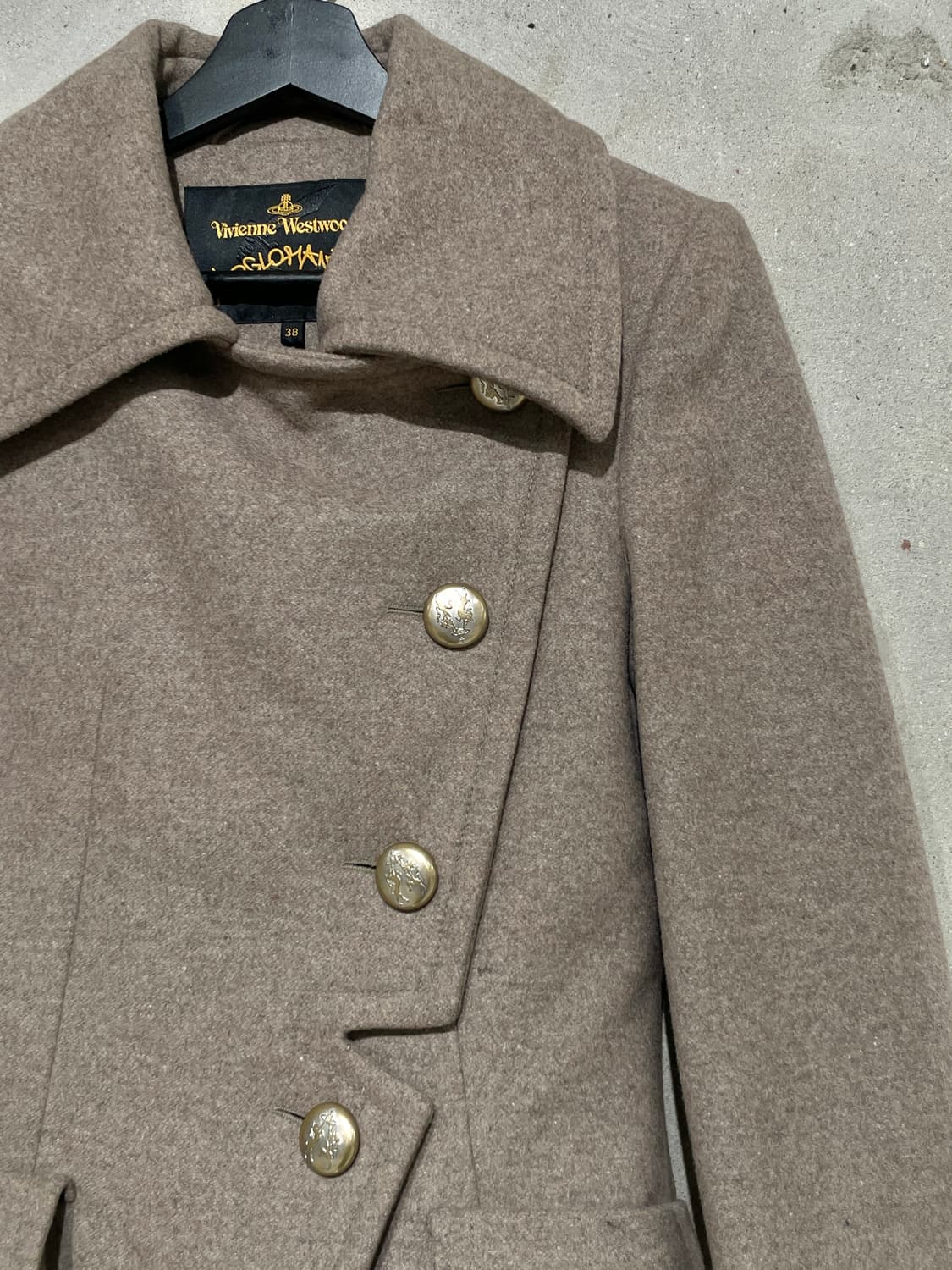 비비안 웨스트우드 앵글로마니아 멜란지 브라운 울 하프 코트 상품이미지3