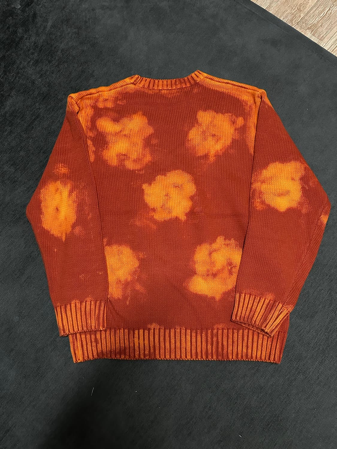 아파트먼트 오렌지 니트 팝니다! 상품이미지3