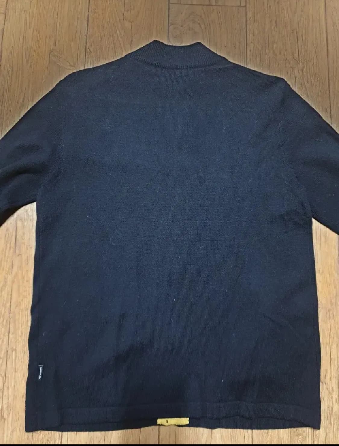 헤드 운동복 니트 집업 90 사이즈입니다 상품이미지5