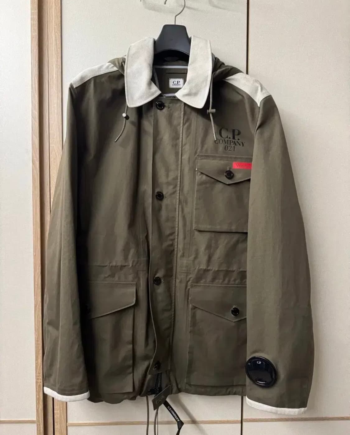 CP컴퍼니 벤타일 고글 라밀라 자켓 50사이즈 상품이미지1