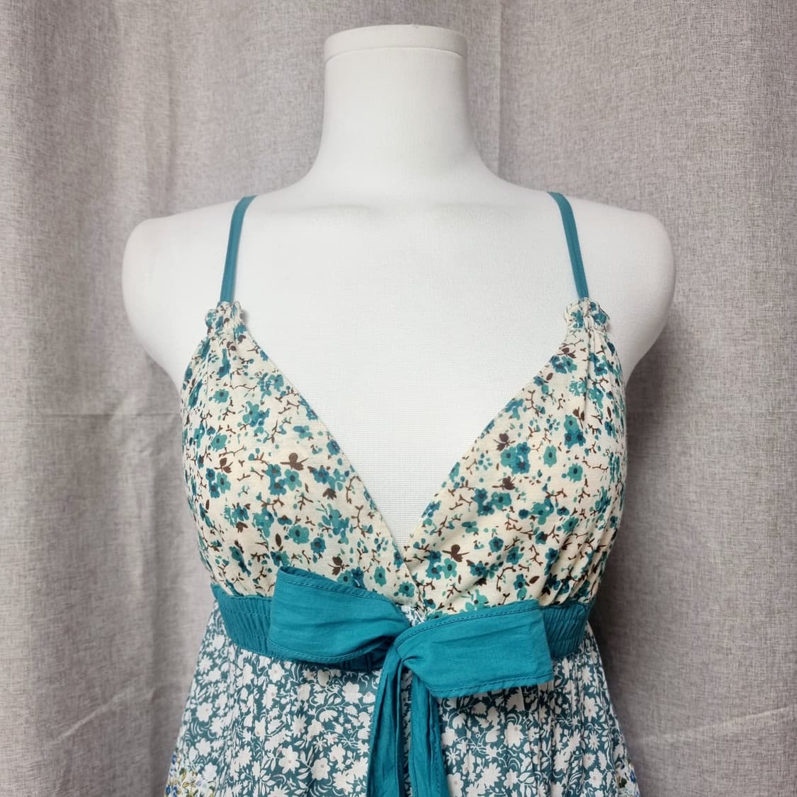 t.view Lulumari 휴양지룩 테슬 코튼 원피스 (66/표기L) 상품이미지5