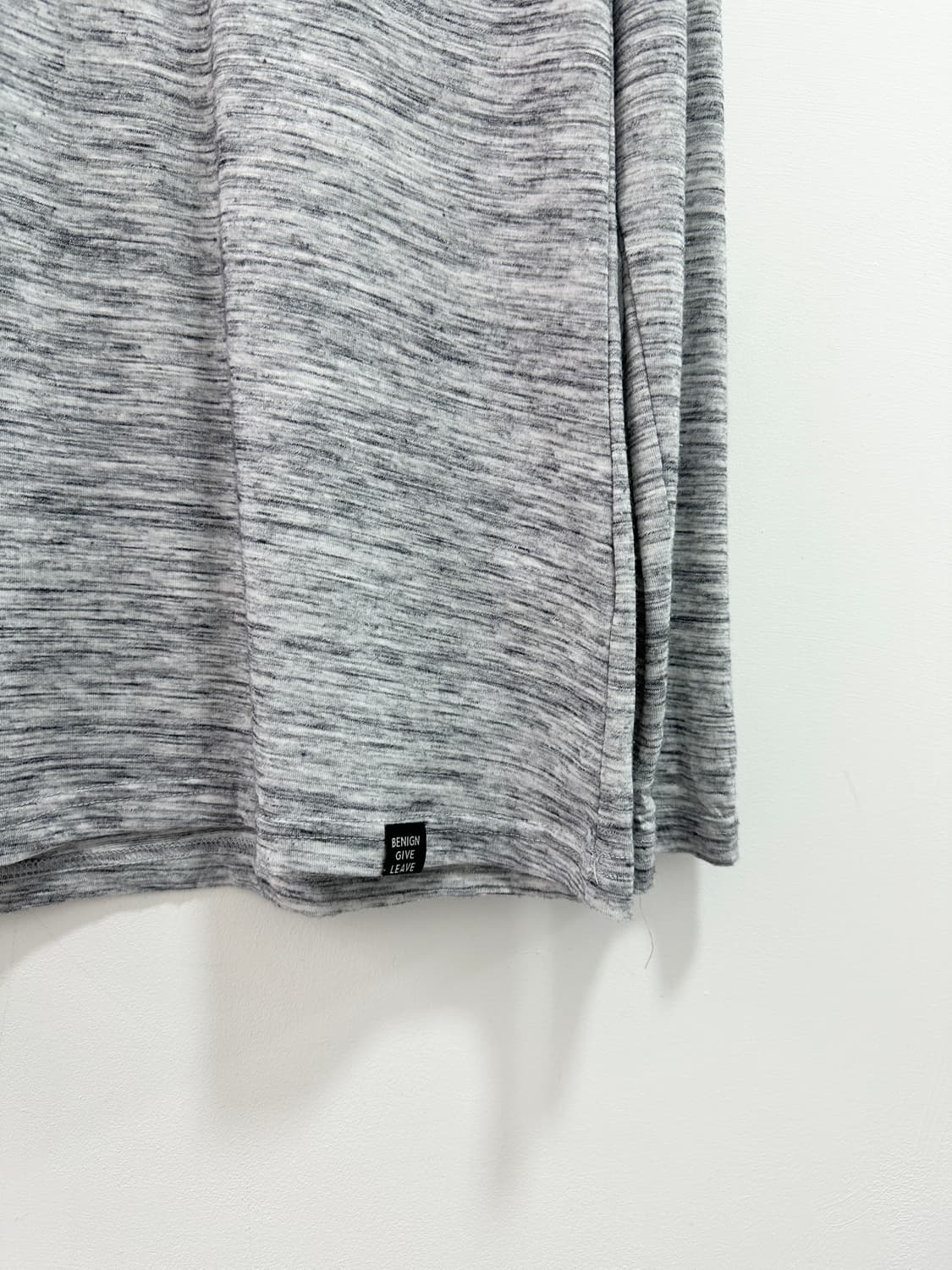 Avail Mode v neck pocket stud sleeve 상품이미지2