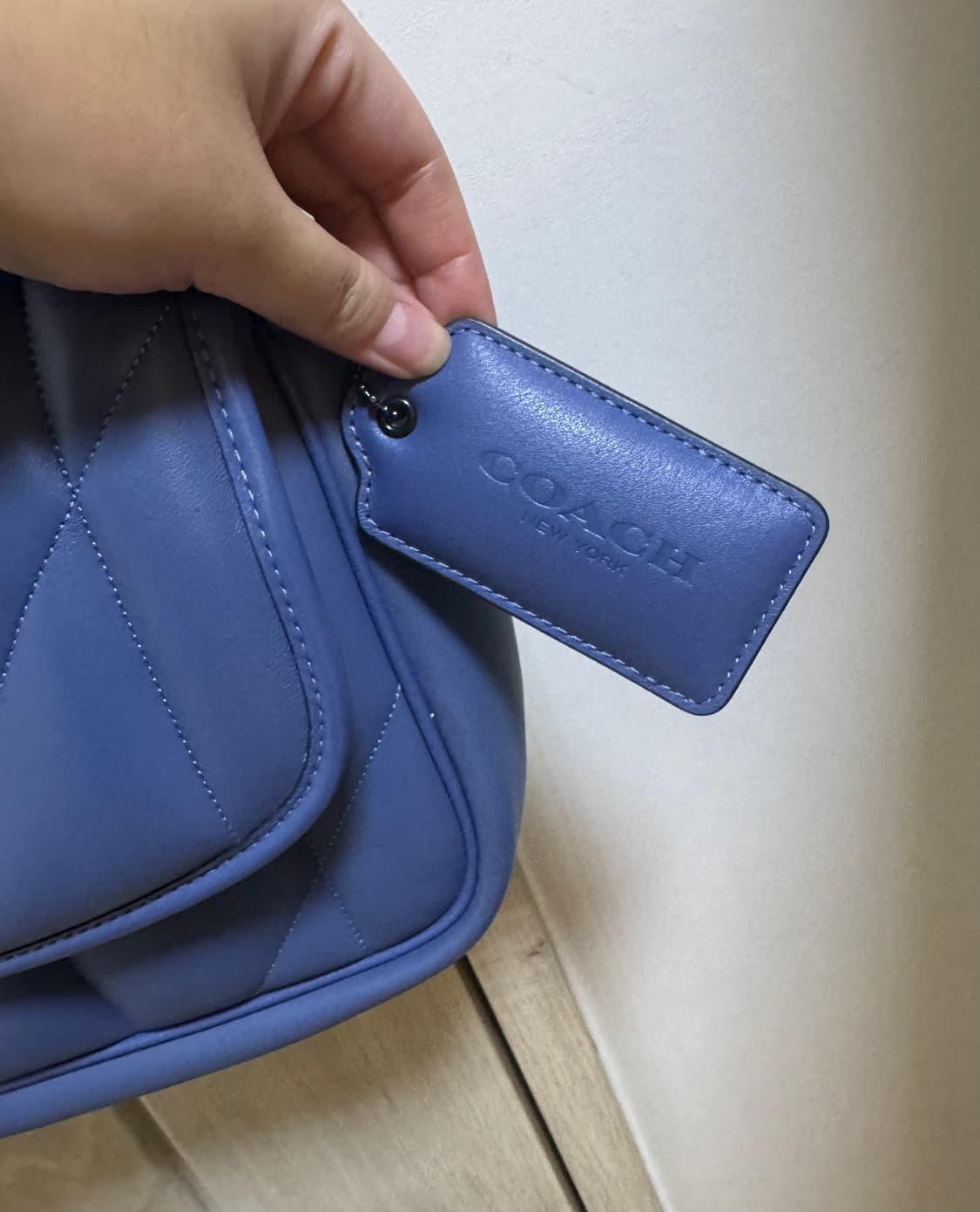 코치 매디슨 퀼팅 필로우 상품이미지3