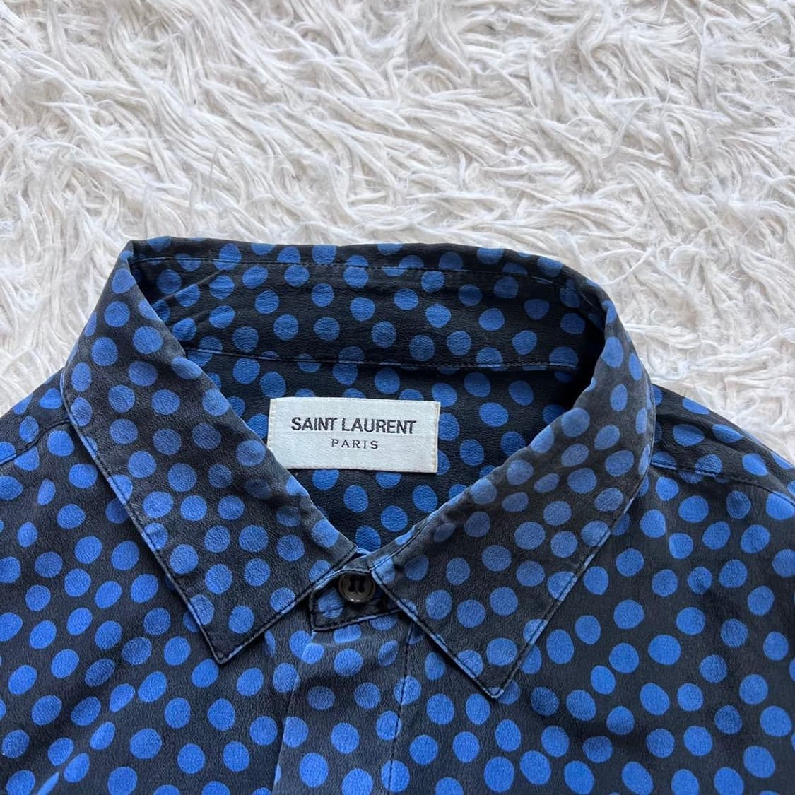 [BTS 지민님 착용] 생로랑 22ss 크러페 블루 폴카닷 셔츠 상품이미지4