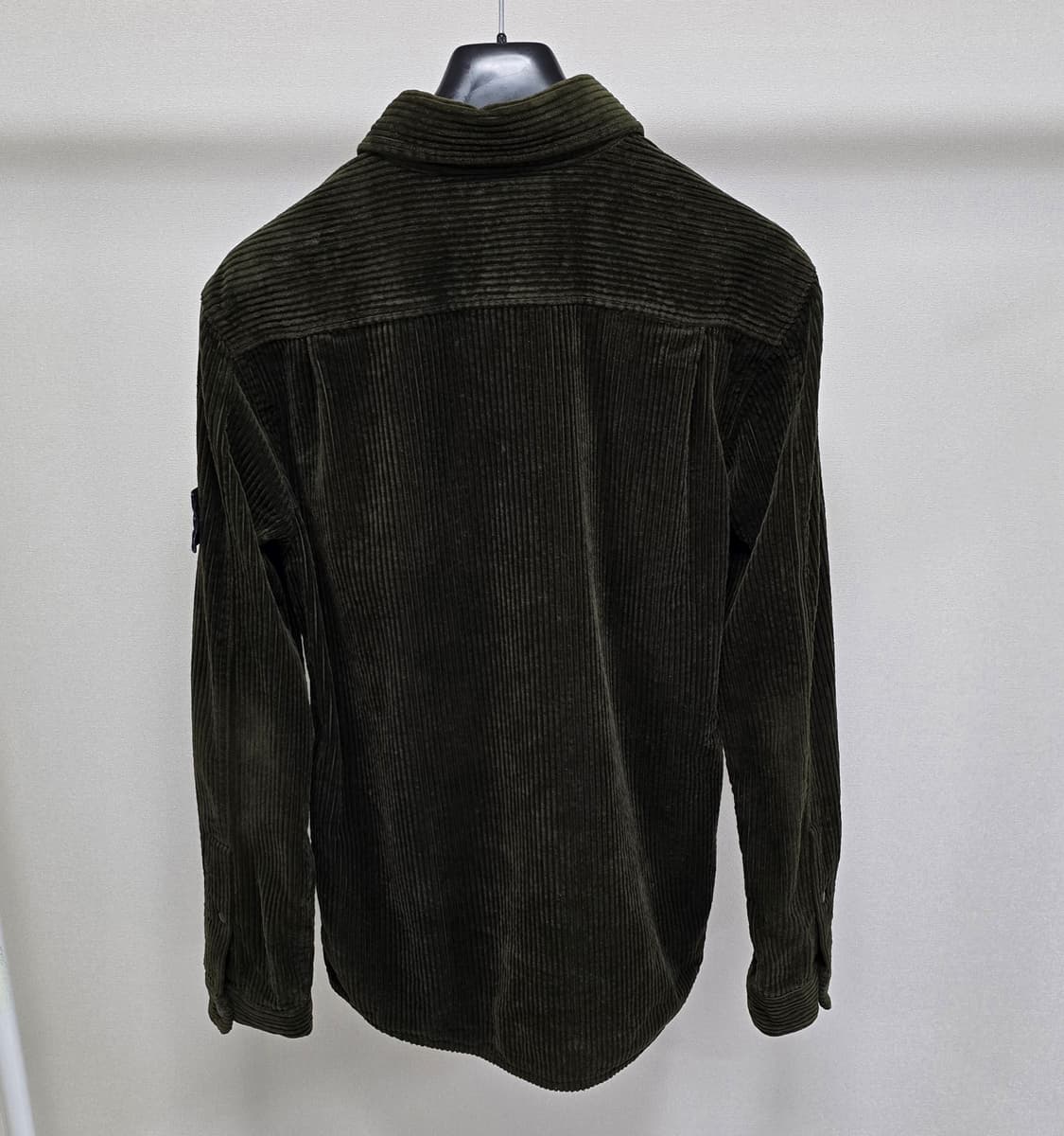 23fw 스톤아일랜드 코듀로이 오버셔츠 자켓 m사이즈 95 판매 상품이미지2