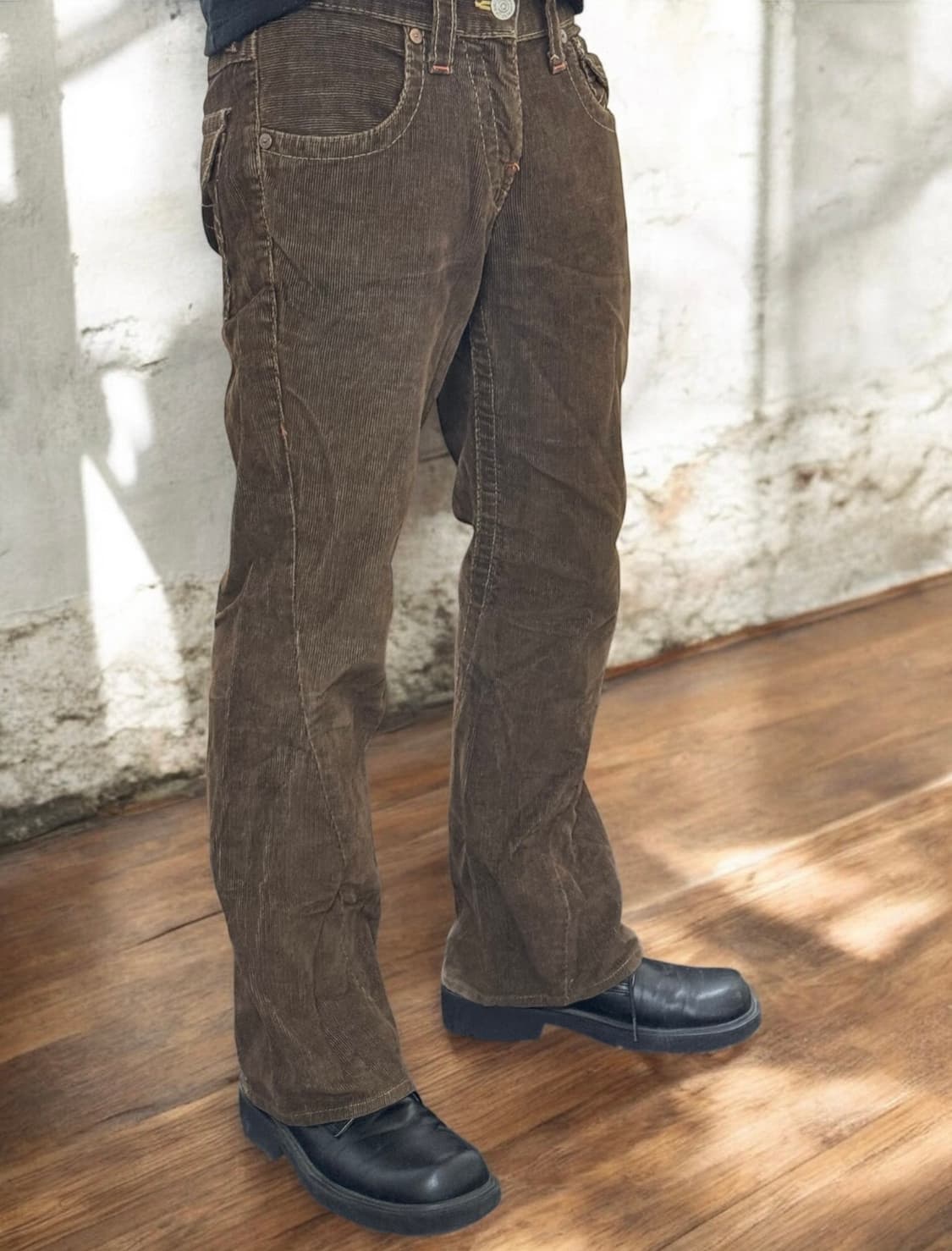 트루릴리전 부츠컷 코듀로이 누빔 팬츠 상품이미지2