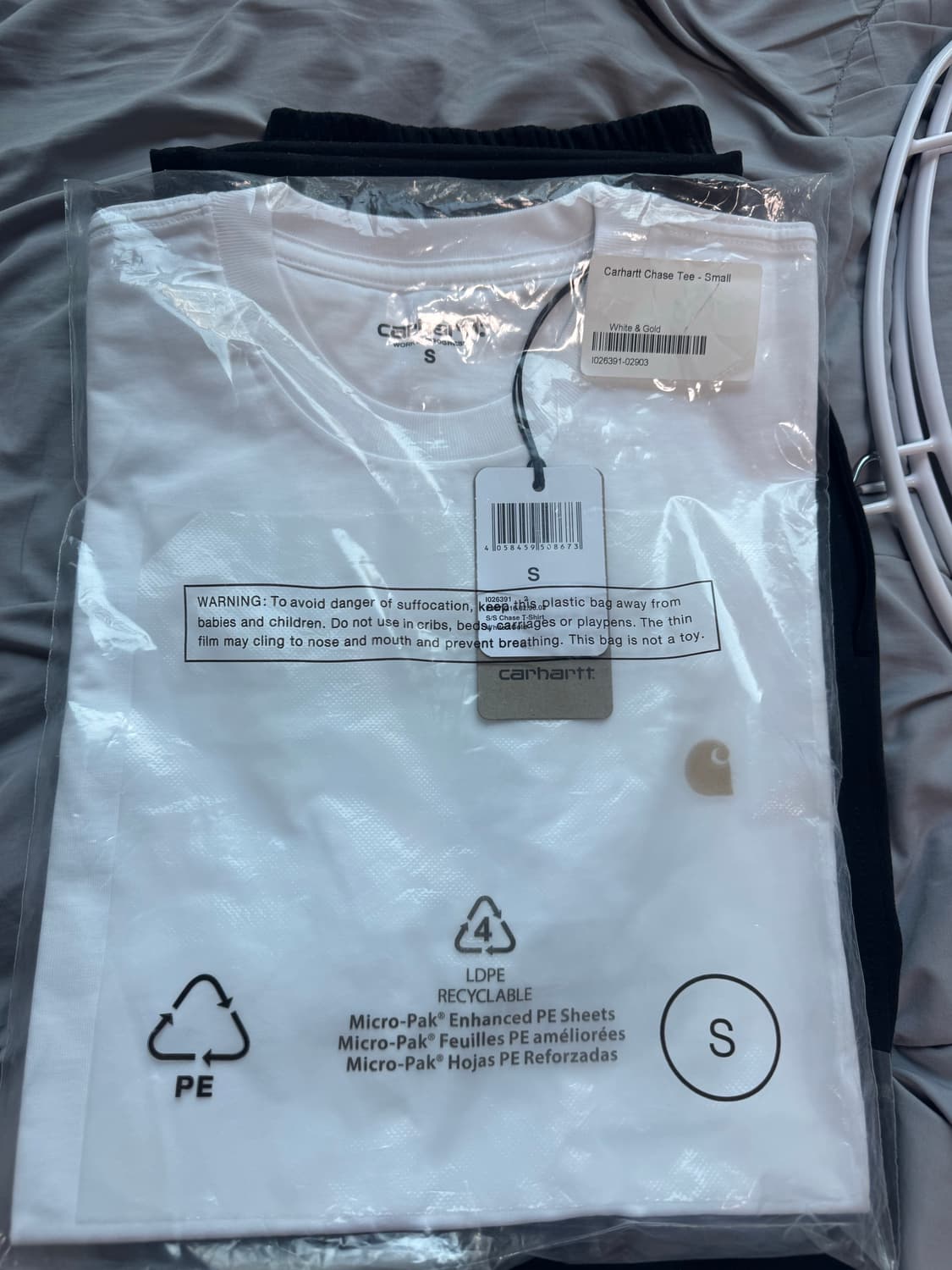 칼하트wip반팔티 상품이미지1