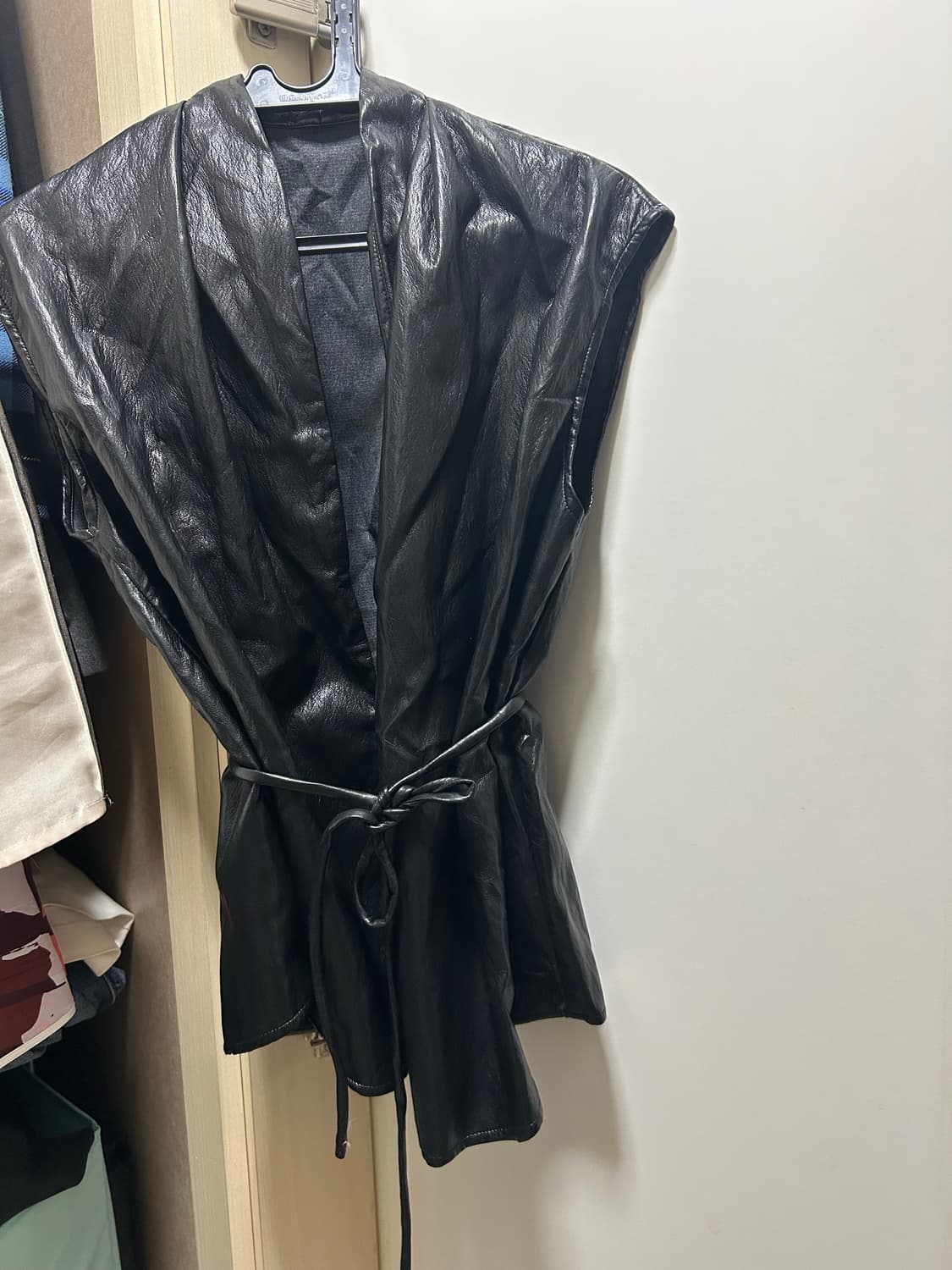 줄로그 가죽 베스트 상품이미지3