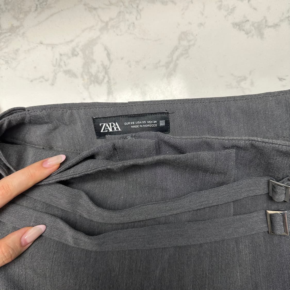 자라 zara 버클 스커트 팬츠 다크 그레이 상품이미지3