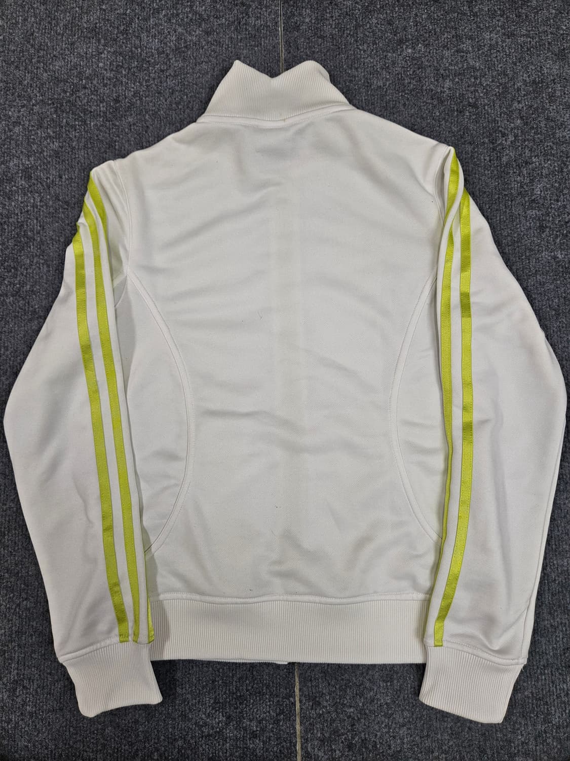 아디다스 화이트 트랙탑 져지 급처 상품이미지3