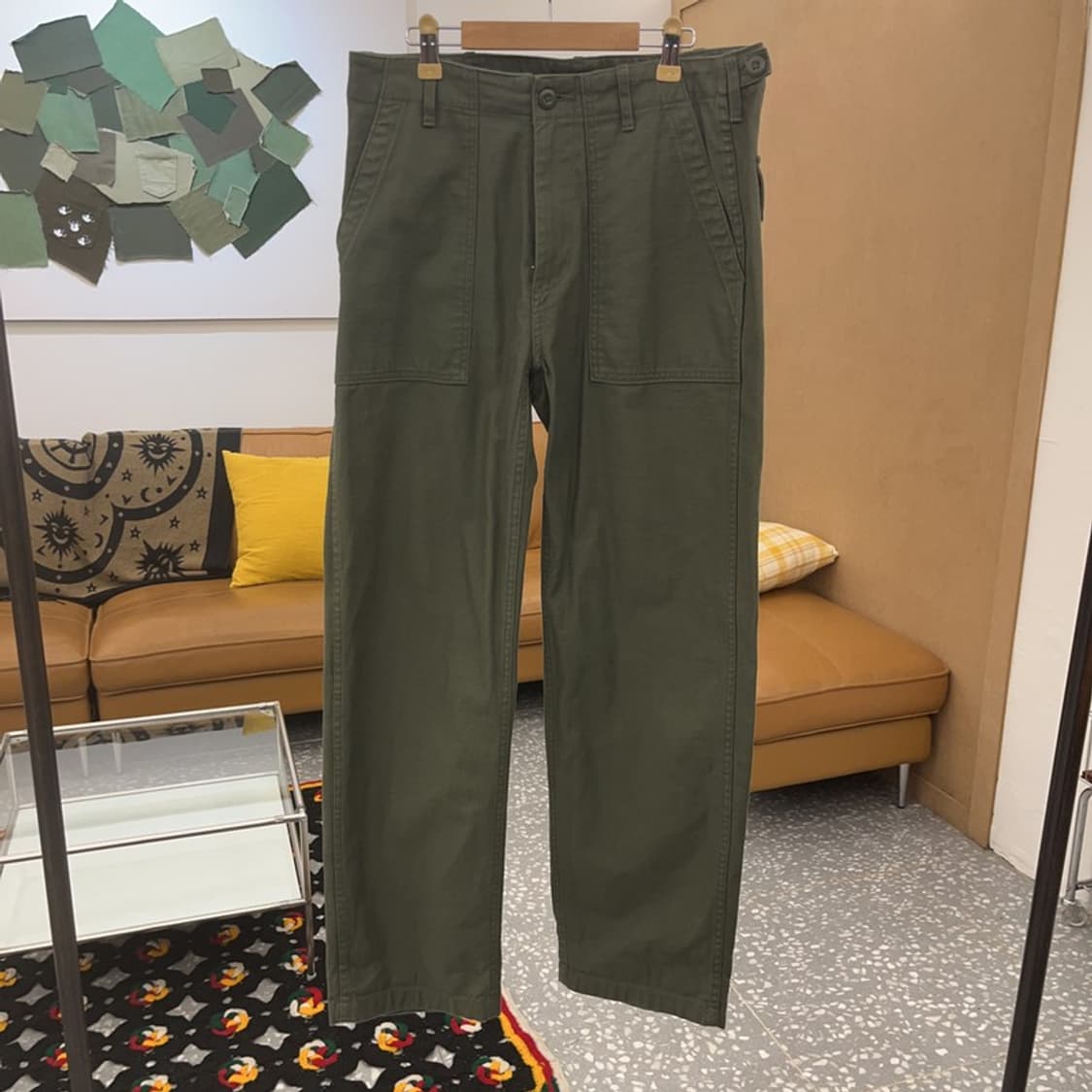 무신사스탠다드 캐주얼 비조 말차 딥카키 코튼팬츠 32인치 C08115 상품이미지3