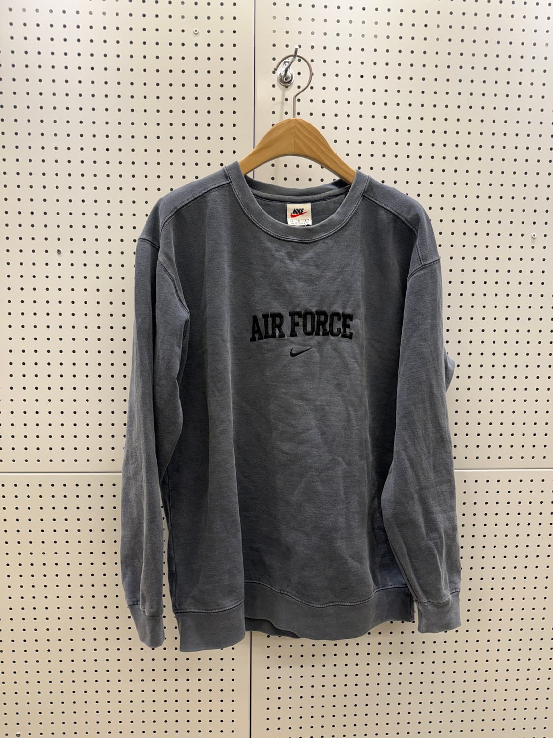 나이키 에어포스 자수 로고 맨투맨 U818 상품이미지2