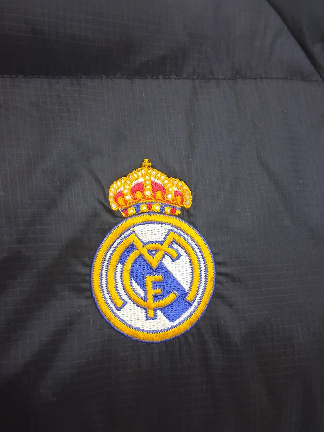 아디다스 레알마드리드 덕다운 패딩 100 상품이미지3