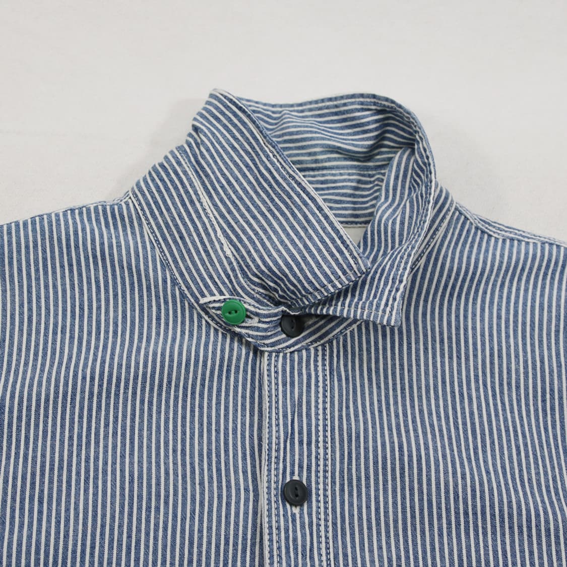 (착용컷) OSH KOSH 히코리 워크 셔츠 (남성용 100) 상품이미지5