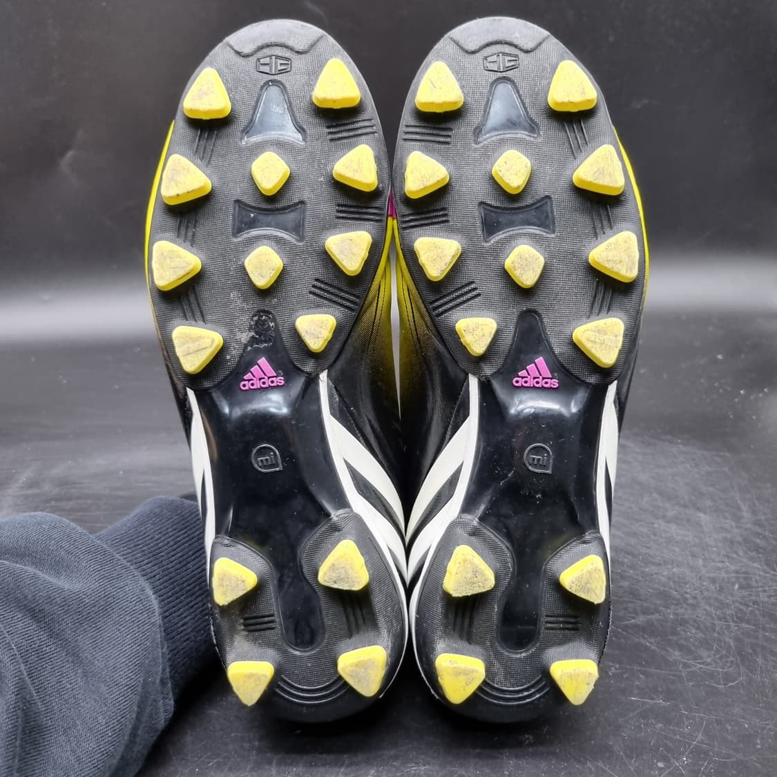 아디다스 프레데터 리셀존 축구화 255 상품이미지3
