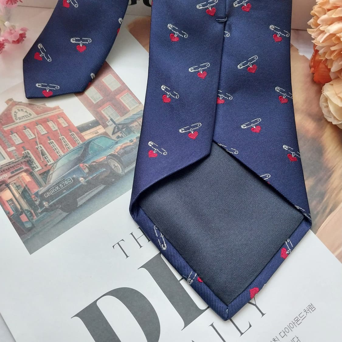 MCM 실크 네이비 핀&하트 모티브 넥타이 8.9cm A+등급 K1486 상품이미지7
