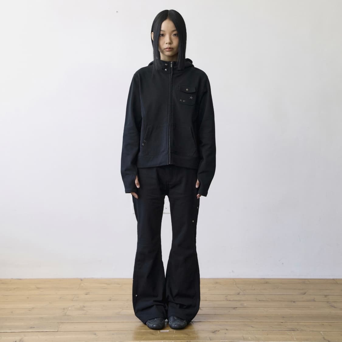 더콜디스트모먼트 플레어 스냅 팬츠 블랙 상품이미지3