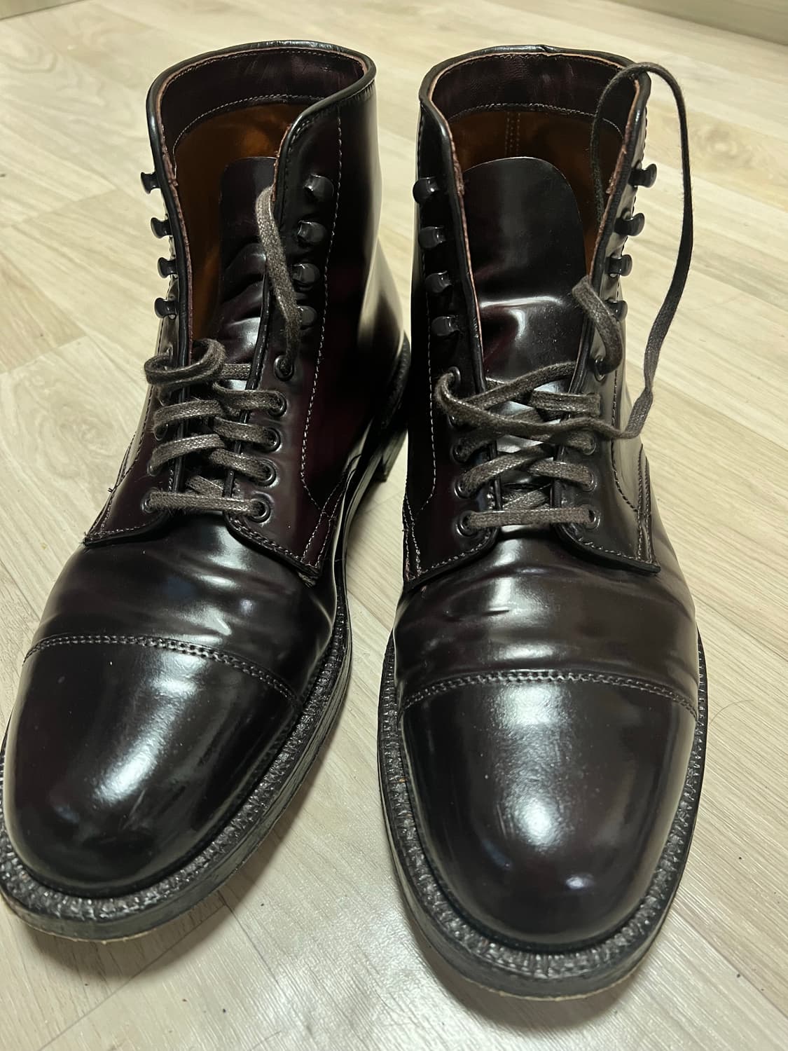 알든 코도반 캡토 부츠 버건디 컬러 8e 상품이미지2