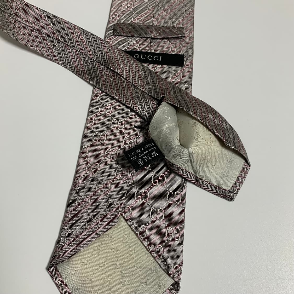 구찌(GUCCI) GG로고 모노그램 명품넥타이 100실크 8.5cm 상품이미지8