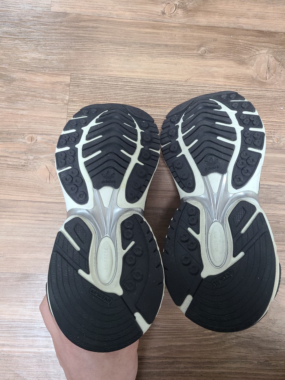 (260,265) 아디다스 아디스타 XLG SMU 실버 블랙 운동화 신발 상품이미지8