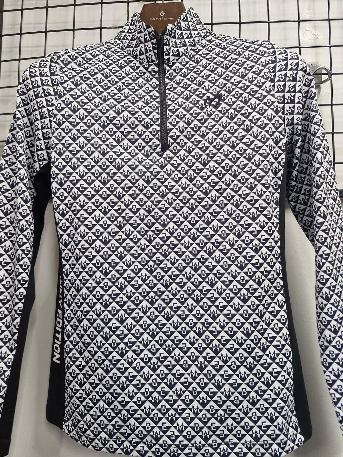 90S/55 마스터바니에디션 기능성 반집업 긴팔티. 상품이미지5