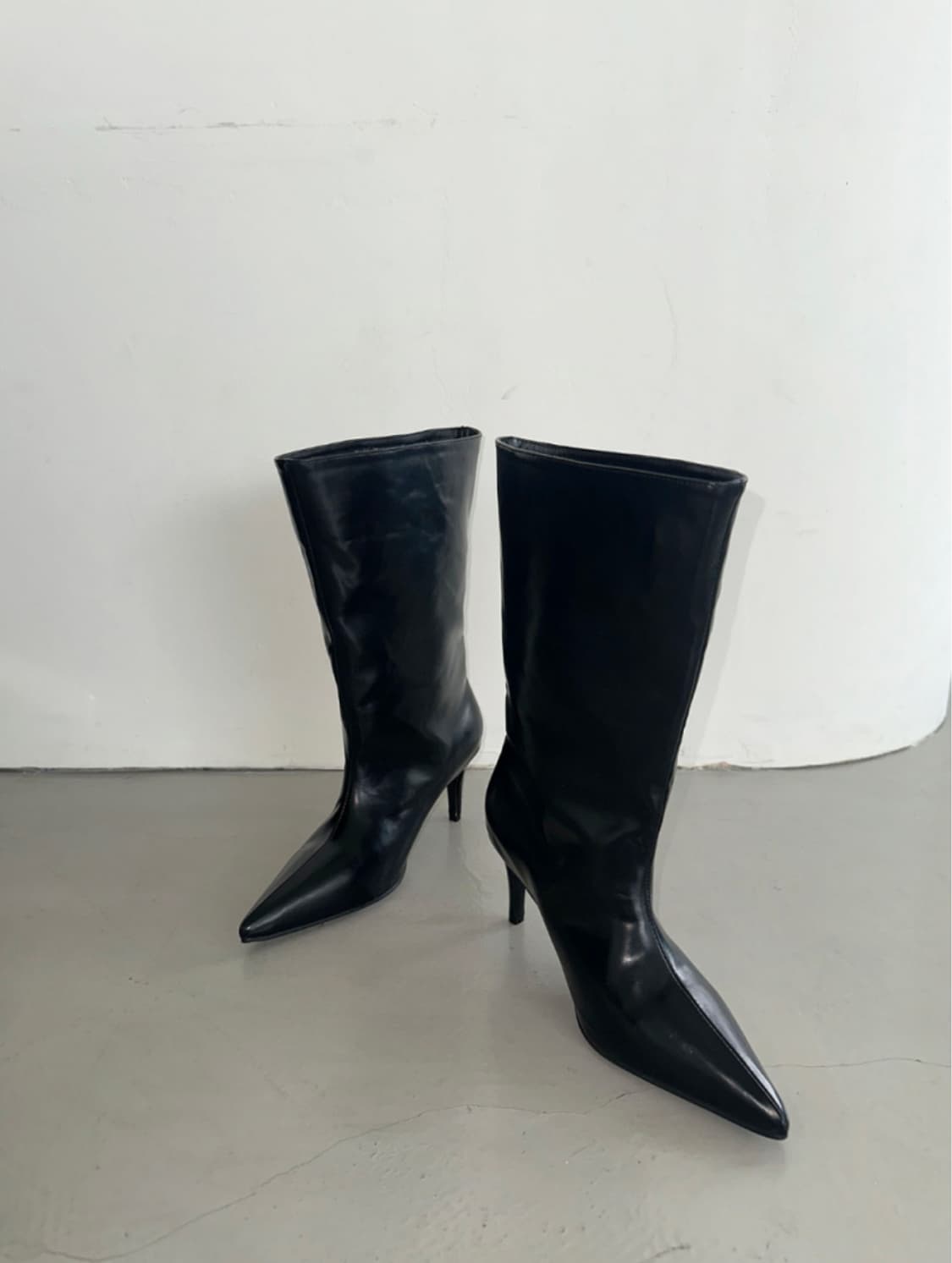 이너뮤트 overfit middle heel boots (Black) 상품이미지1