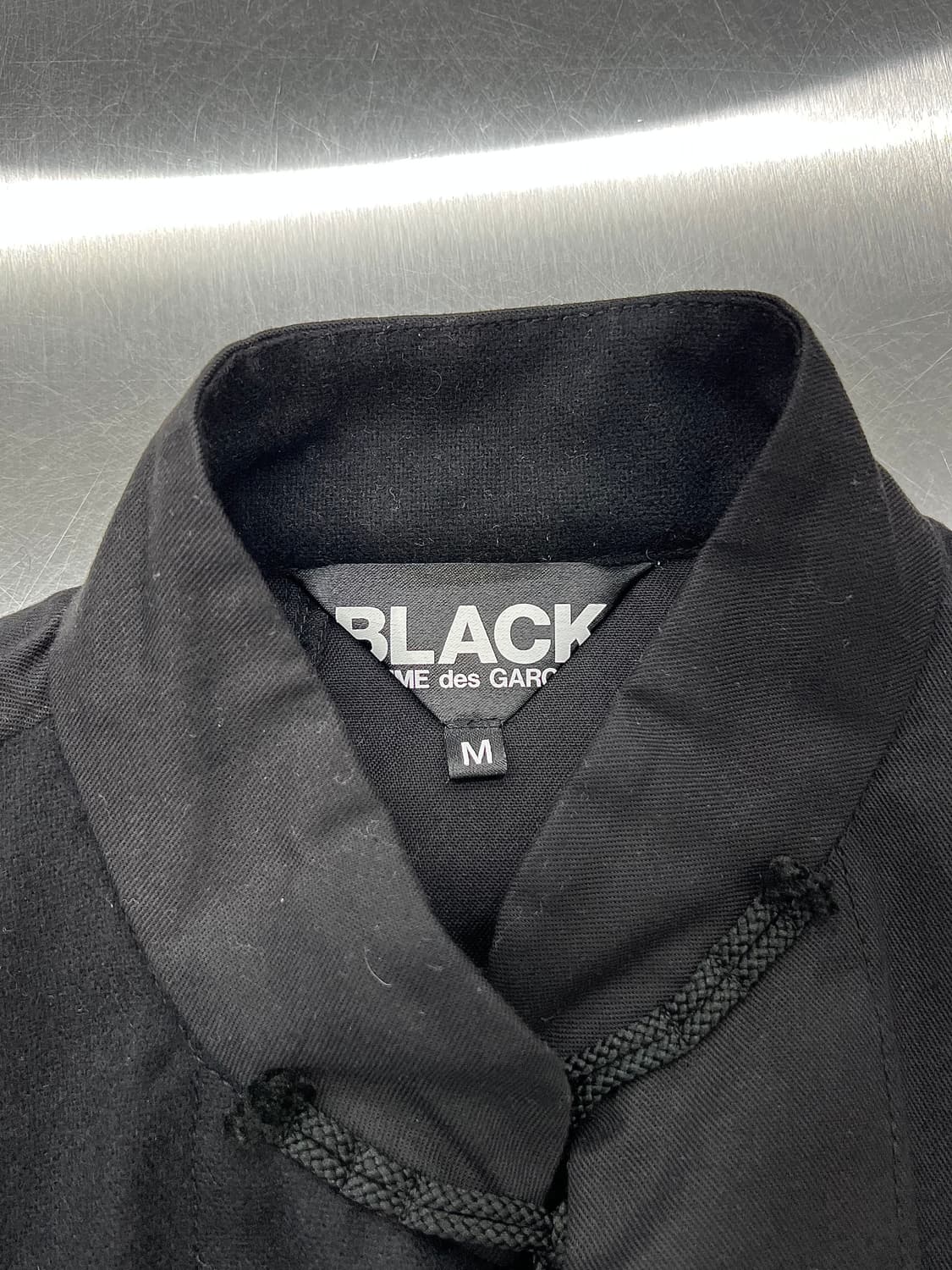 꼼데가르송 블랙 18fw 블랙 패치워크 차이니즈 쿵푸 카라 자켓 상품이미지7