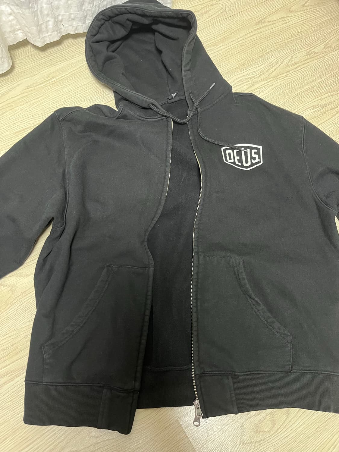 deus ex machina seoul hood jacket 상품이미지2