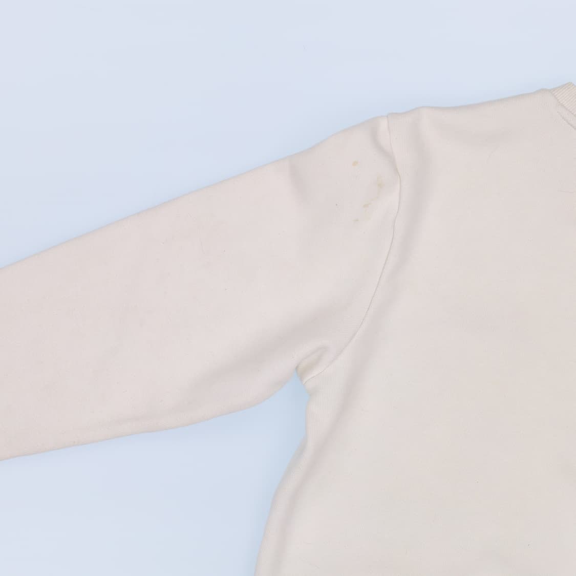 [L] 내셔널지오그래픽 스몰로고 맨투맨티셔츠 1104HR2 상품이미지3