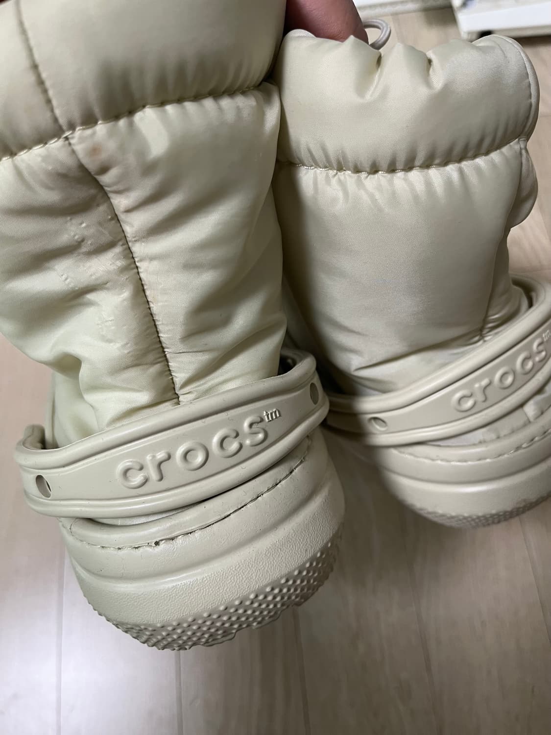 크록스 클래식 라인드 네오 퍼프 부츠 Bone 230mm 상품이미지4